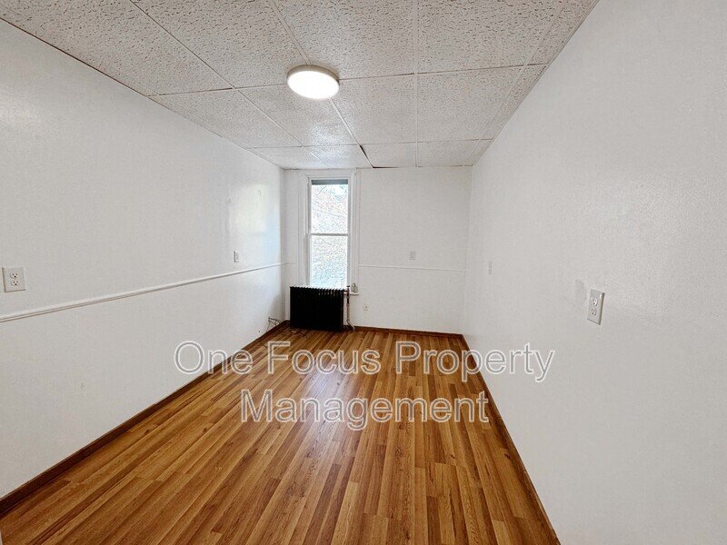 2BR/1BA - Heat Included! property image