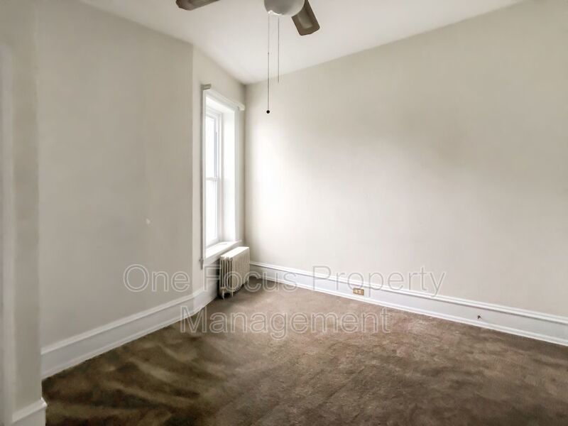 2BR/1BA - $750/Month - Includes Water, Sewer and Trash property image