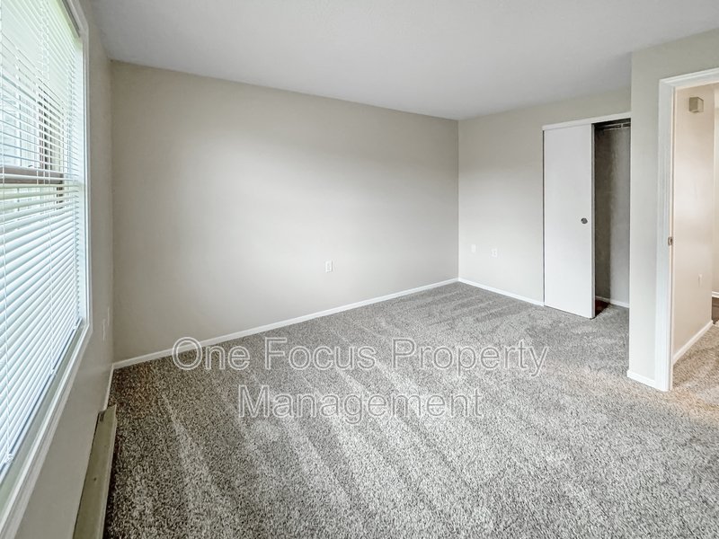 2BR/1BA - $850/month property image