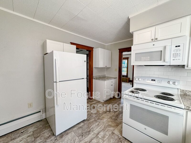 Lovely 3BR/1.5BA Single Family Home - Pet Friendly!!!!!!!! property image