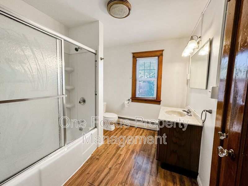 Lovely 3BR/1.5BA Single Family Home - Pet Friendly!!!!!!!! property image
