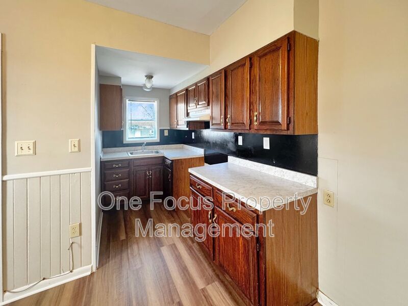 Cute and Cozy 3BR near Beautiful Brandon Park! property image