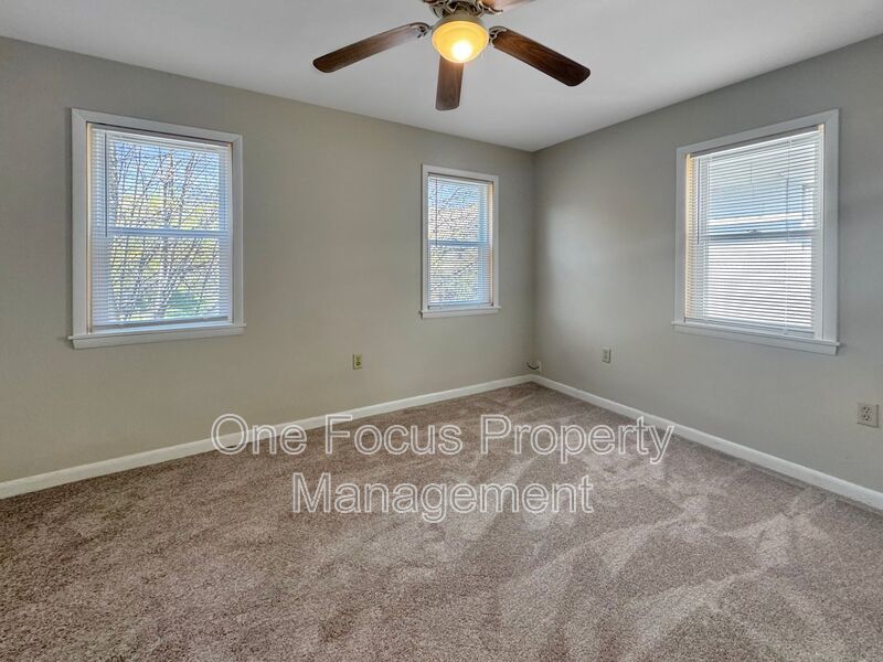 Cute and Cozy 3BR near Beautiful Brandon Park! property image