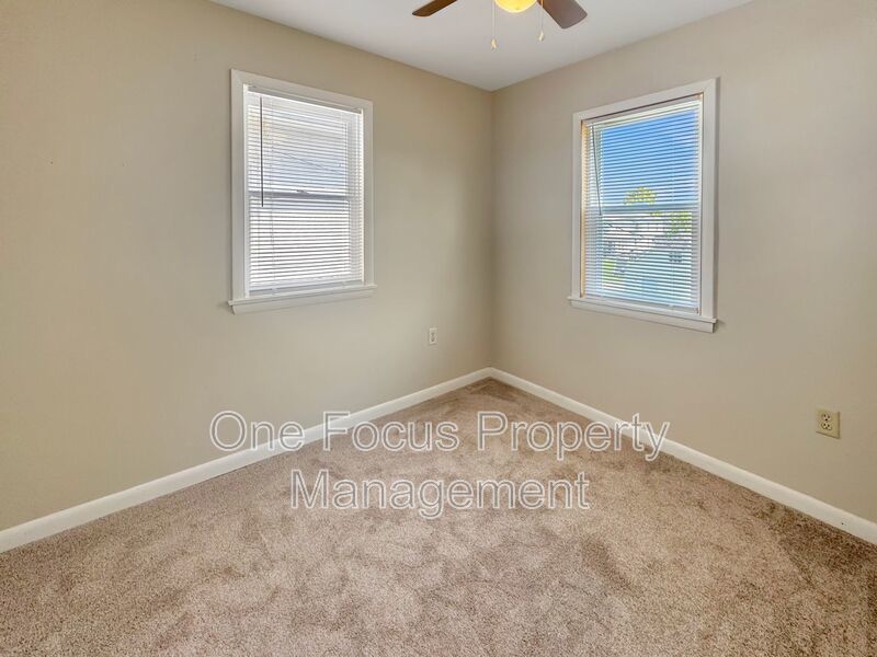Cute and Cozy 3BR near Beautiful Brandon Park! property image