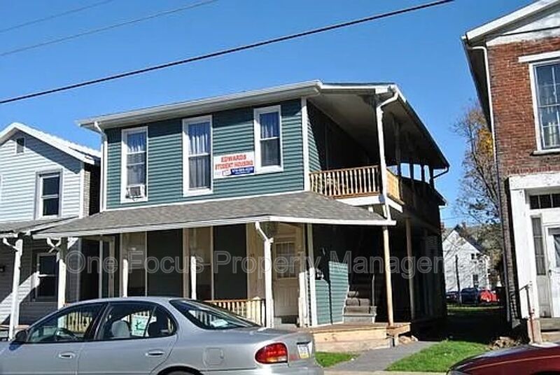 Cozy and Updated Studio! - One Pet Under 25# Welcome! property image
