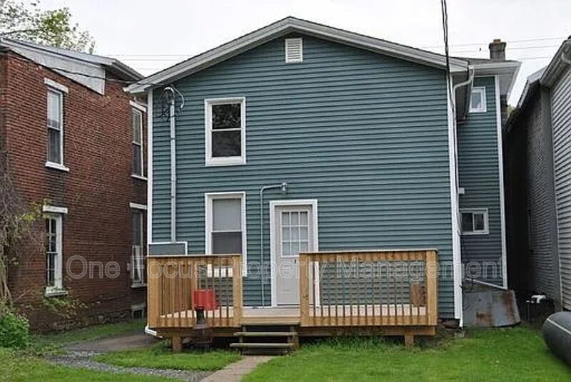Cozy and Updated Studio! - One Pet Under 25# Welcome! property image