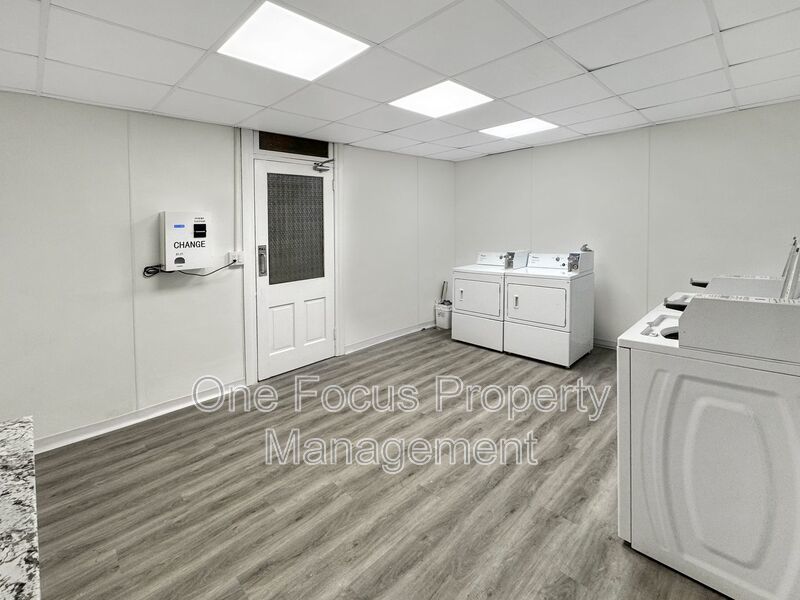 HEAT INCLUDED!!!!!! 1BR/1BA - 2 Cats Welcome! property image