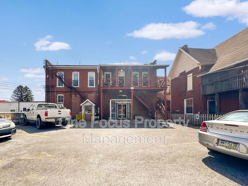 HEAT INCLUDED!!!!!! 1BR/1BA - 2 Cats Welcome! property image