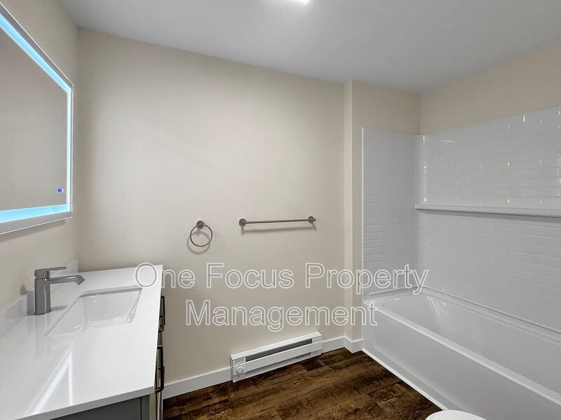 HEAT INCLUDED!!!!!! 1BR/1BA - 2 Cats Welcome! property image