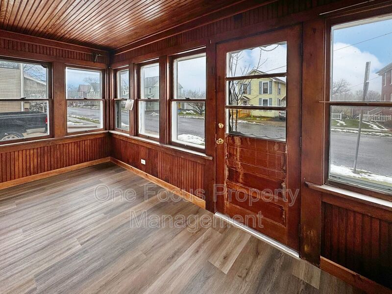 Lovely 3BR/1.5BA Single Family Home - Up to 2 Pets Under 40 lbs. Welcome! property image