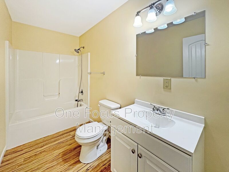 Cozy and Updated 2BR/1.5BA - 2 pets welcome! property image