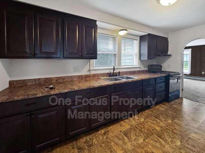Available 9.15!!! Cozy 1st Floor 2BR/1BA - 2 Pets Under 50lbs. Welcome! property image