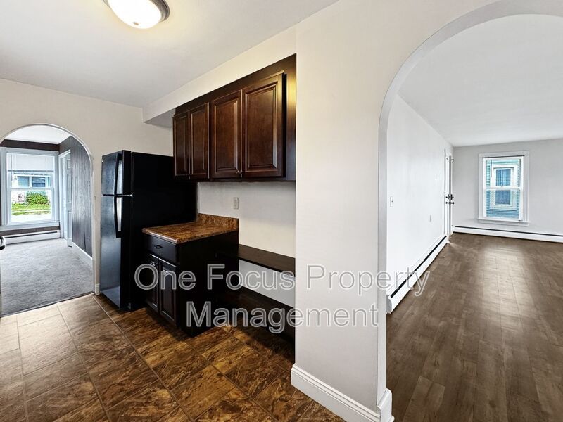Available 9.15!!! Cozy 1st Floor 2BR/1BA - 2 Pets Under 50lbs. Welcome! property image