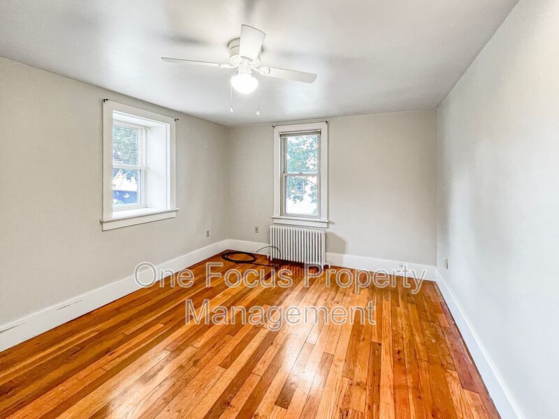 Available mid-September! 3BR/1.5BA - 2 pets welcome with no weight restrictions! property image