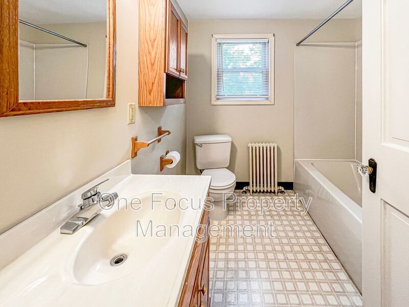 Available mid-September! 3BR/1.5BA - 2 pets welcome with no weight restrictions! property image