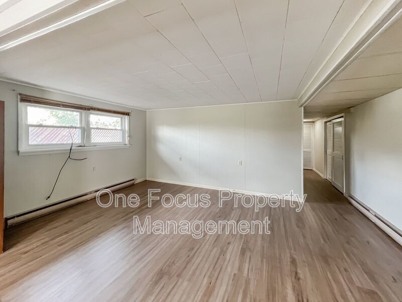 Cozy first floor 1BR/1BA - some utilities included! property image