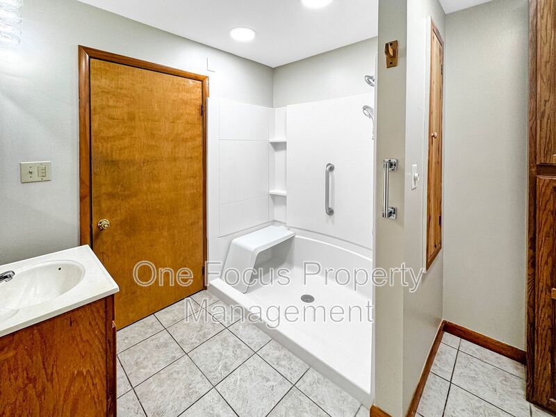 Cozy single level home with 3BR/1BA - Pet Friendly! property image
