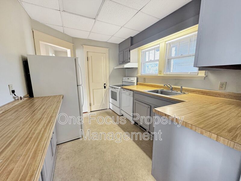 Bright and Cozy 3BR/1BA - Pet Friendly! property image