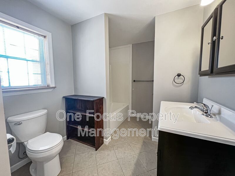 Available For Tours After 12.1.2025!!! Tenants only pay electricity property image