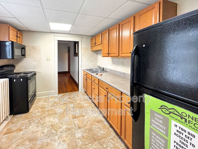 First Floor 2BR/1BA Apartment with  HEAT INCLUDED! property image