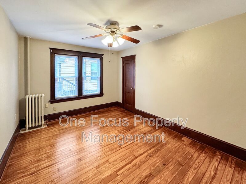 First Floor 2BR/1BA Apartment with  HEAT INCLUDED! property image