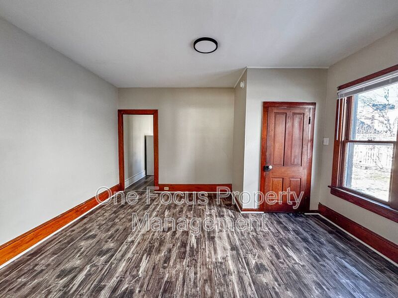 Spacious Efficiency! I pet under 30 lbs. welcome! property image