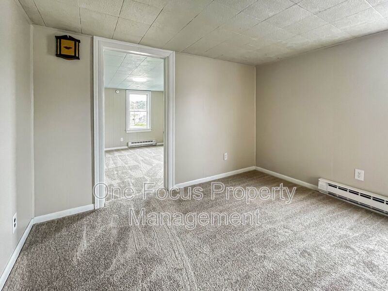 Cozy 1BR - 1 Pet Welcome Under 20# property image