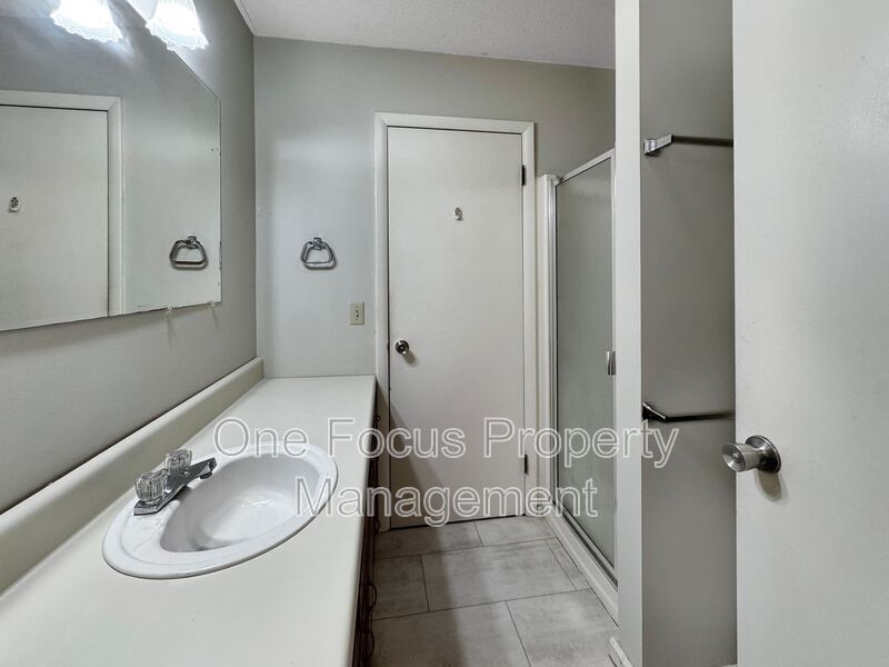 Cozy 2BR/1BA Single Family Home - Pet Friendly! property image