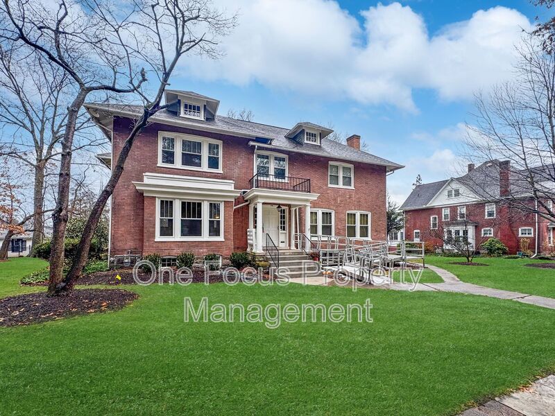 Stunning 2BR/1BA Close to the UPMC Campus! property image