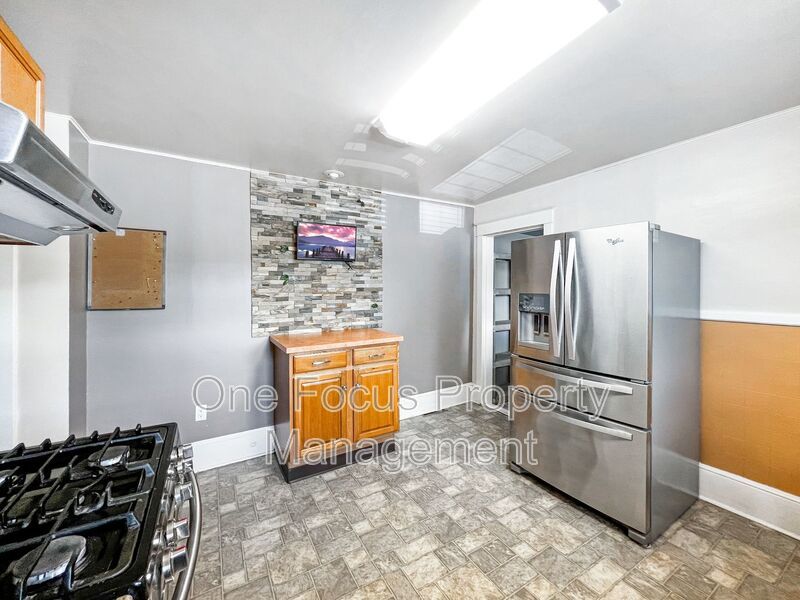 Cozy 3BR/1BA - Pet Friendly Up To 2 Pets Under 35# property image