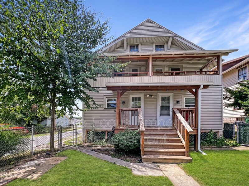 Cozy 3BR/1BA - Pet Friendly Up To 2 Pets Under 35# property image