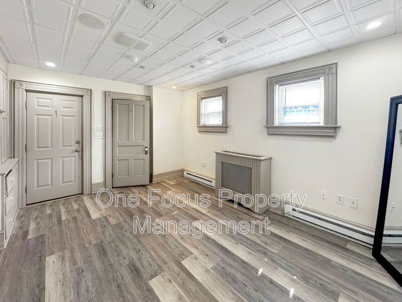 Regal and Spacious 1BR/1BA - 2 Cats Welcome! property image