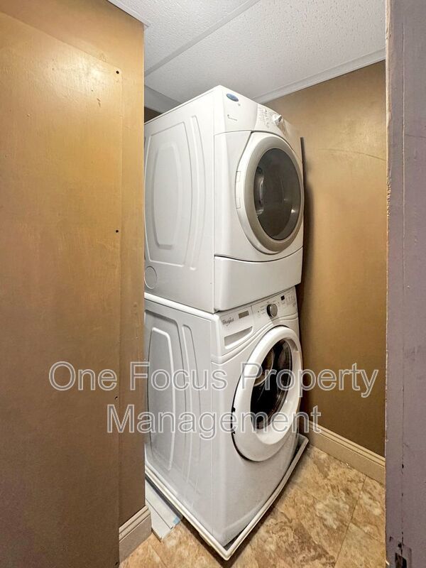 Regal and Spacious 1BR/1BA - 2 Cats Welcome! property image