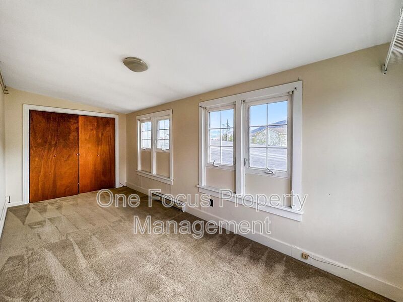 Cozy 3BR/1BA in Mill Hall! property image
