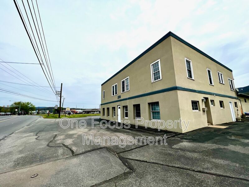 Cozy 3BR/1BA in Mill Hall! property image