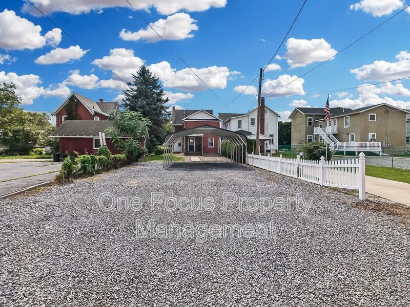 Stunning 4BR/2BA SFH! property image