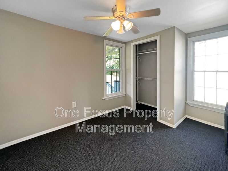 Cozy 4BR/1.5BA - 2 Pets Under 45# Each Welcome! property image