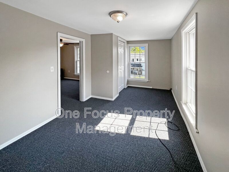 Cozy 4BR/1.5BA - 2 Pets Under 45# Each Welcome! property image