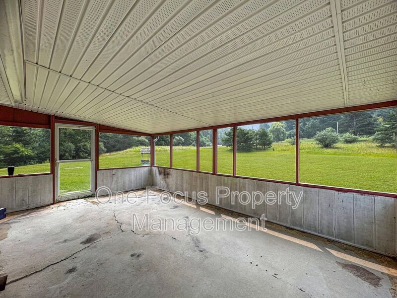 3BR/2BA - Pet Friendly property image