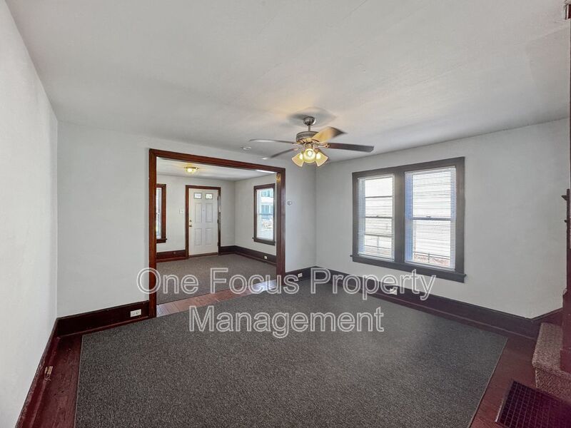 2BR/1BA - Get $150 off the first months rent when approved!!!! property image