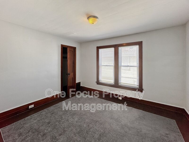 2BR/1BA - Get $150 off the first months rent when approved!!!! property image