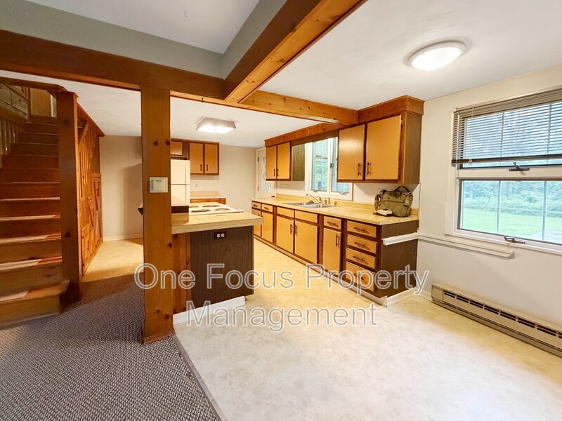 Cozy 3BR/1BA - Pet Friendly property image