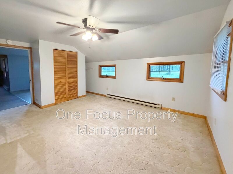 Cozy 3BR/1BA - Pet Friendly property image
