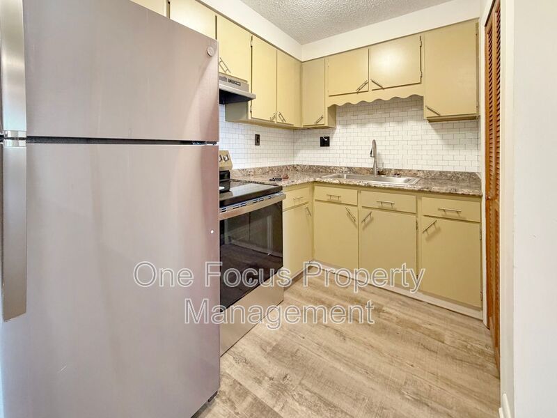 HEAT INCLUDED!!! 1BR/1BA - Second floor - 2 cats welcome! property image