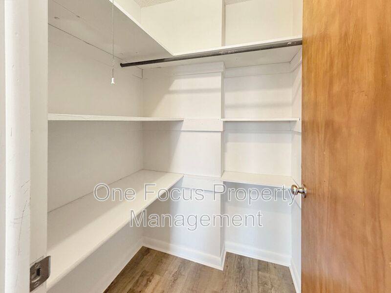 HEAT INCLUDED!!! 1BR/1BA - Second floor - 2 cats welcome! property image