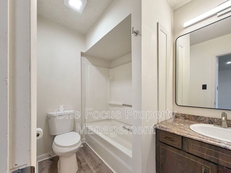 HEAT INCLUDED!!! 1BR/1BA - Second floor - 2 cats welcome! property image